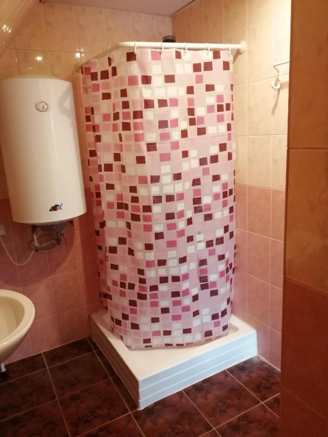 Liiva Guest Accommodation,Free Parking Тарту Экстерьер фото